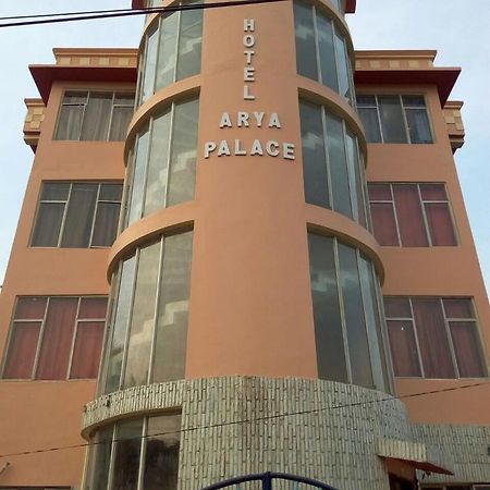 Hotel Arya Palace Puri Zewnętrze zdjęcie