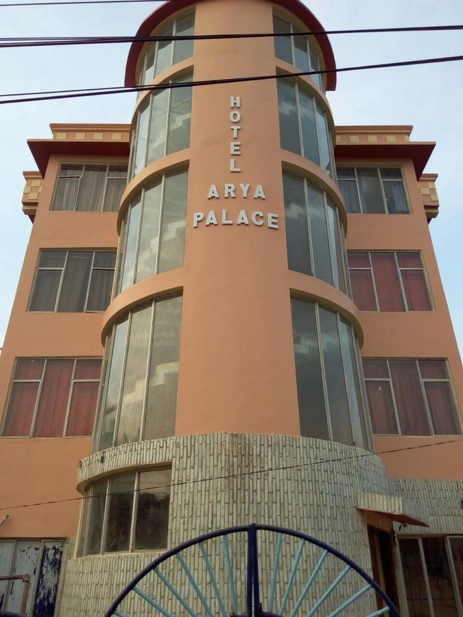 Hotel Arya Palace Puri Zewnętrze zdjęcie