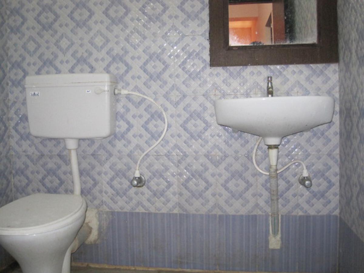 Hotel Arya Palace Puri Zewnętrze zdjęcie