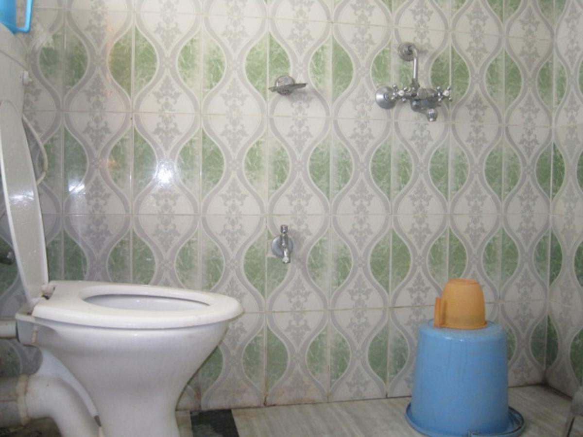 Hotel Arya Palace Puri Zewnętrze zdjęcie